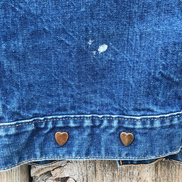 Vintage 60s-70s Levi's Big E Type III Denim Trucker Jacket With Heart Studs - Picture 7 of 8